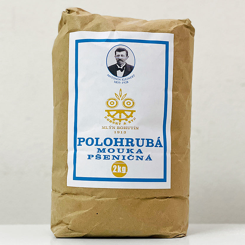 Polohrubá mouka pšeničná (2 kg)